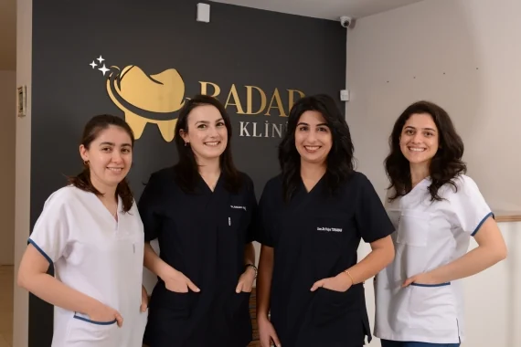 Radar Diş Kliniği ekibi